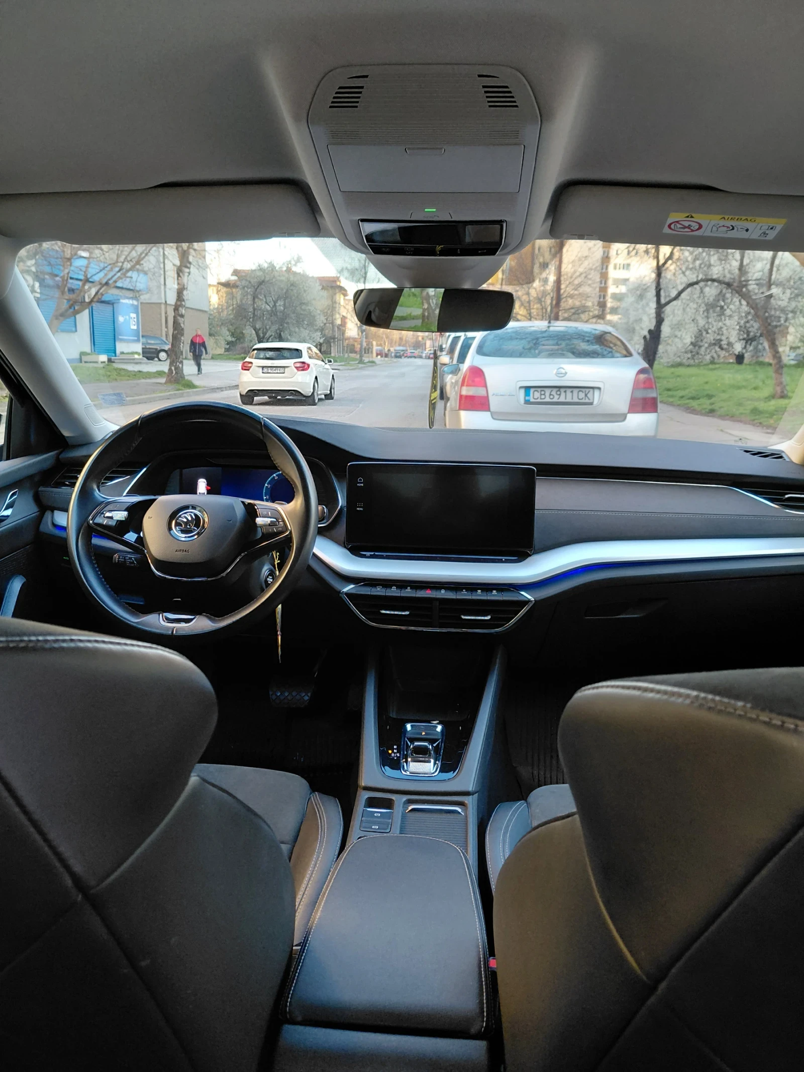 Skoda Octavia, снимка 9 - Автомобили и джипове - 54109036