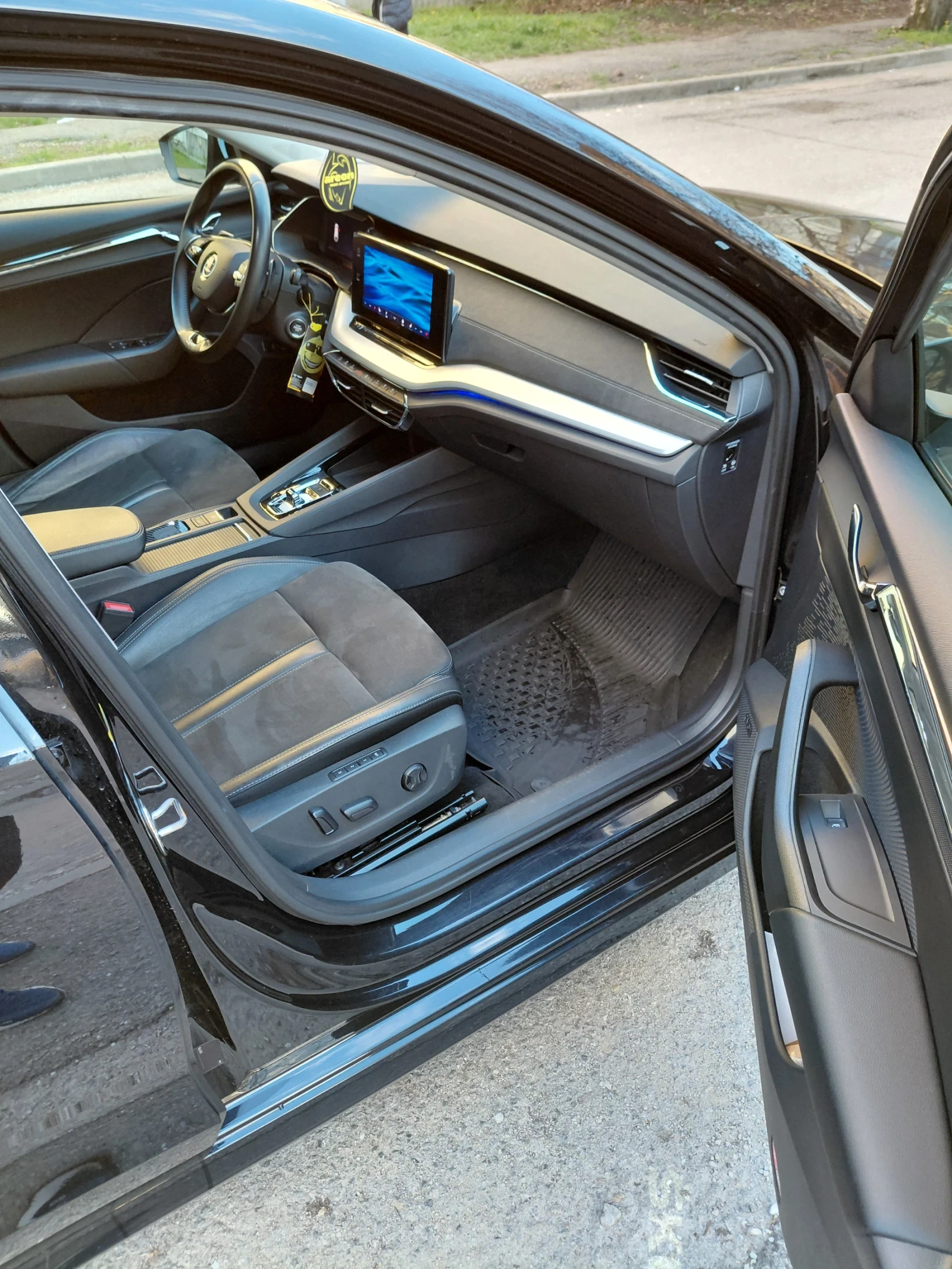 Skoda Octavia, снимка 6 - Автомобили и джипове - 54109036