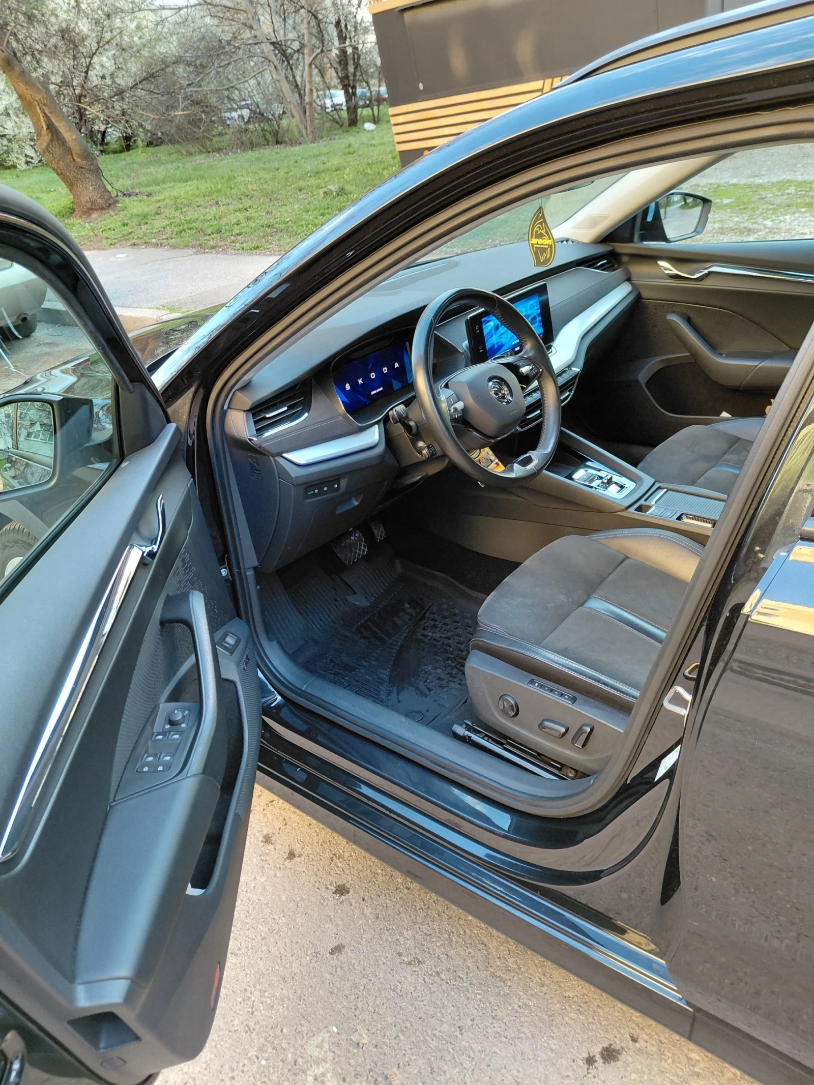 Skoda Octavia, снимка 5 - Автомобили и джипове - 54109036