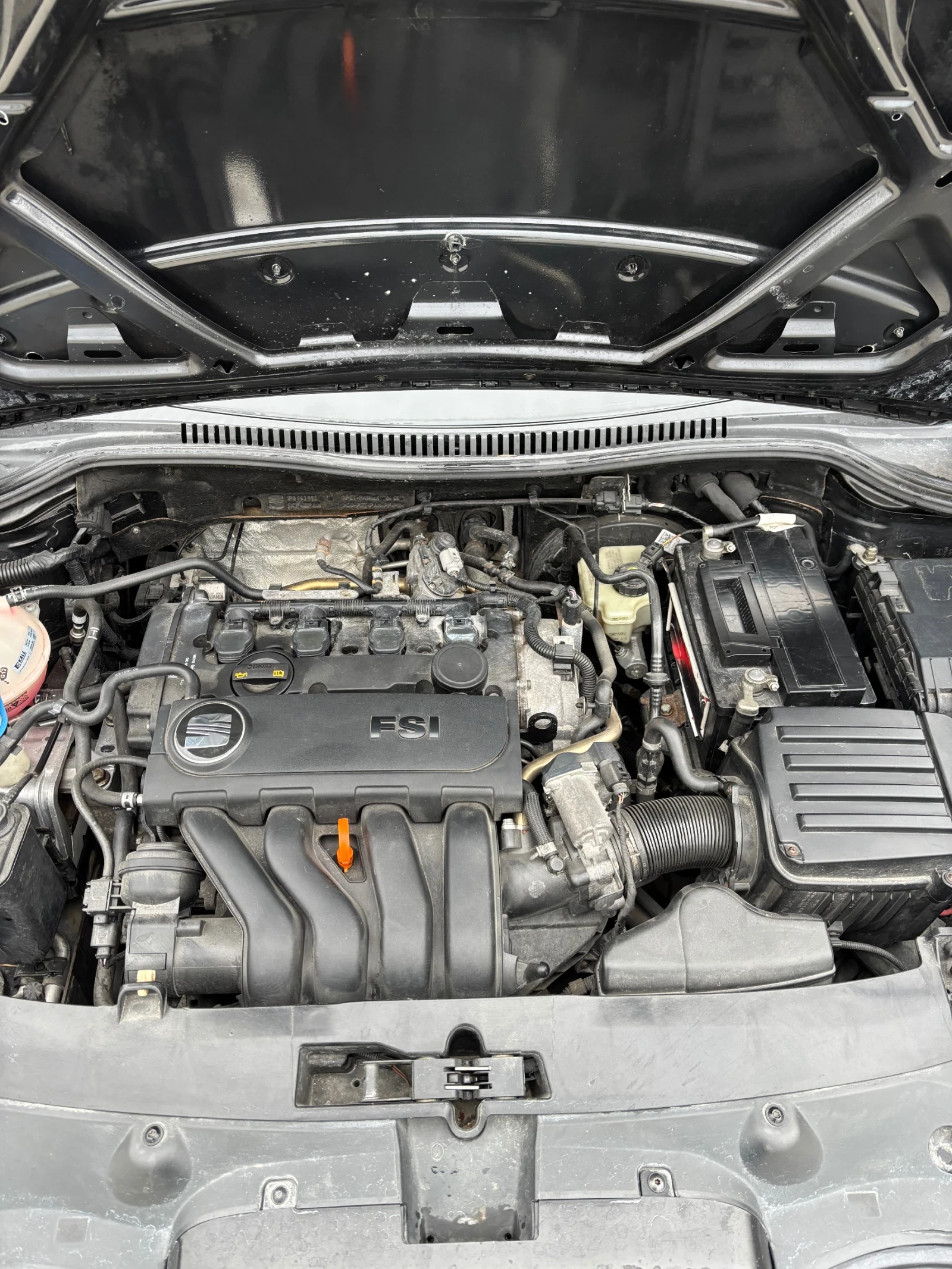 Seat Leon, снимка 11 - Автомобили и джипове - 54163635