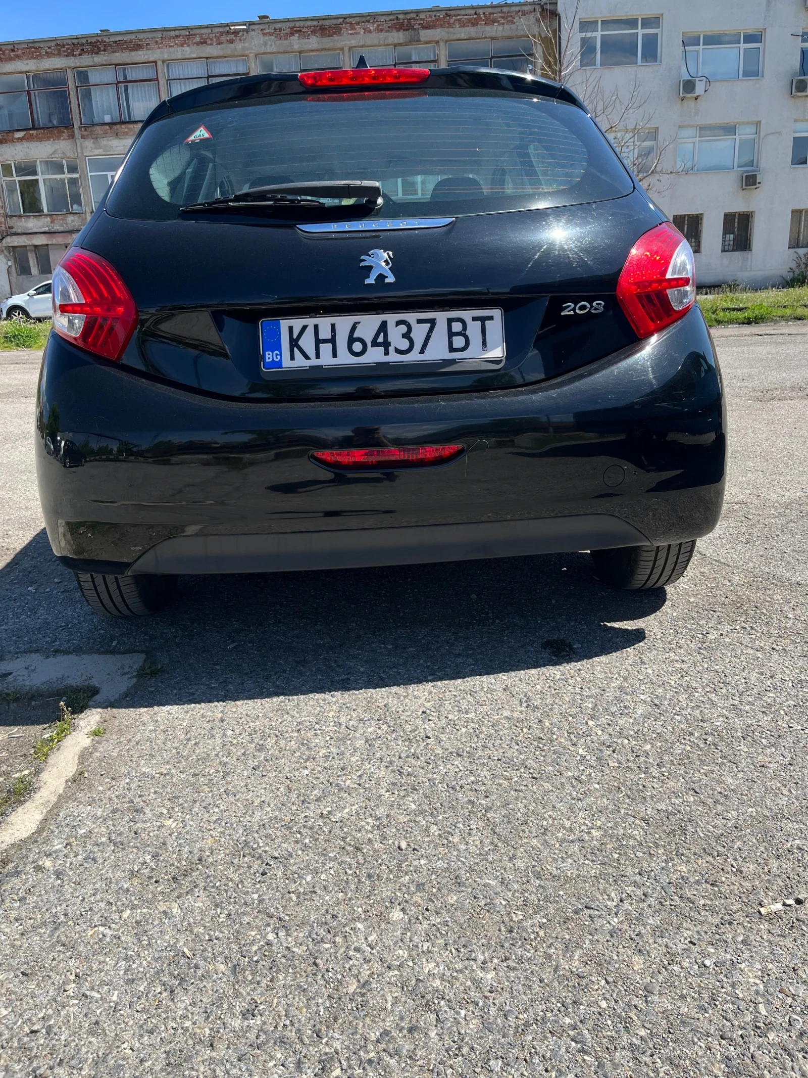 Peugeot 208 1, 4, снимка 8 - Автомобили и джипове - 54311264