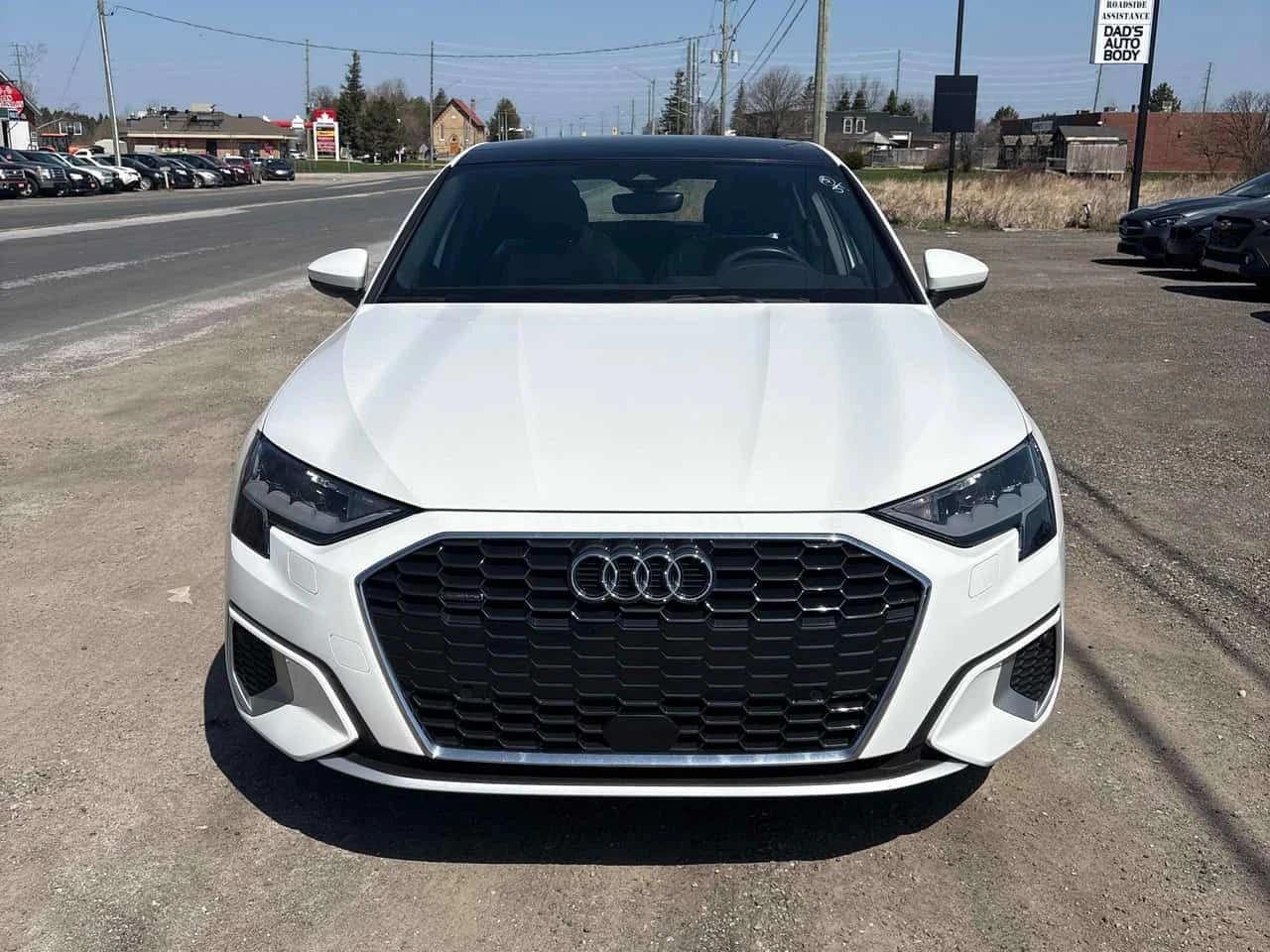 Audi A3 Komfort  CARFAX, снимка 6 - Автомобили и джипове - 54315525