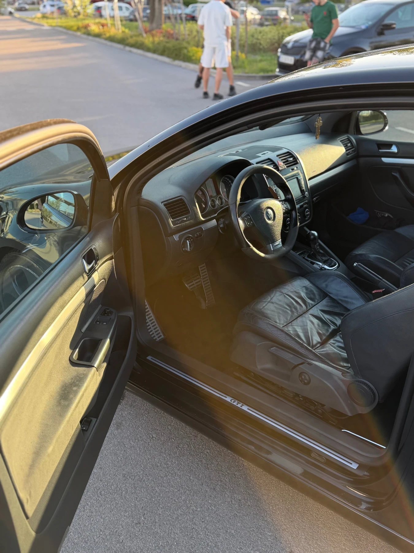 VW Golf, снимка 8 - Автомобили и джипове - 54332923