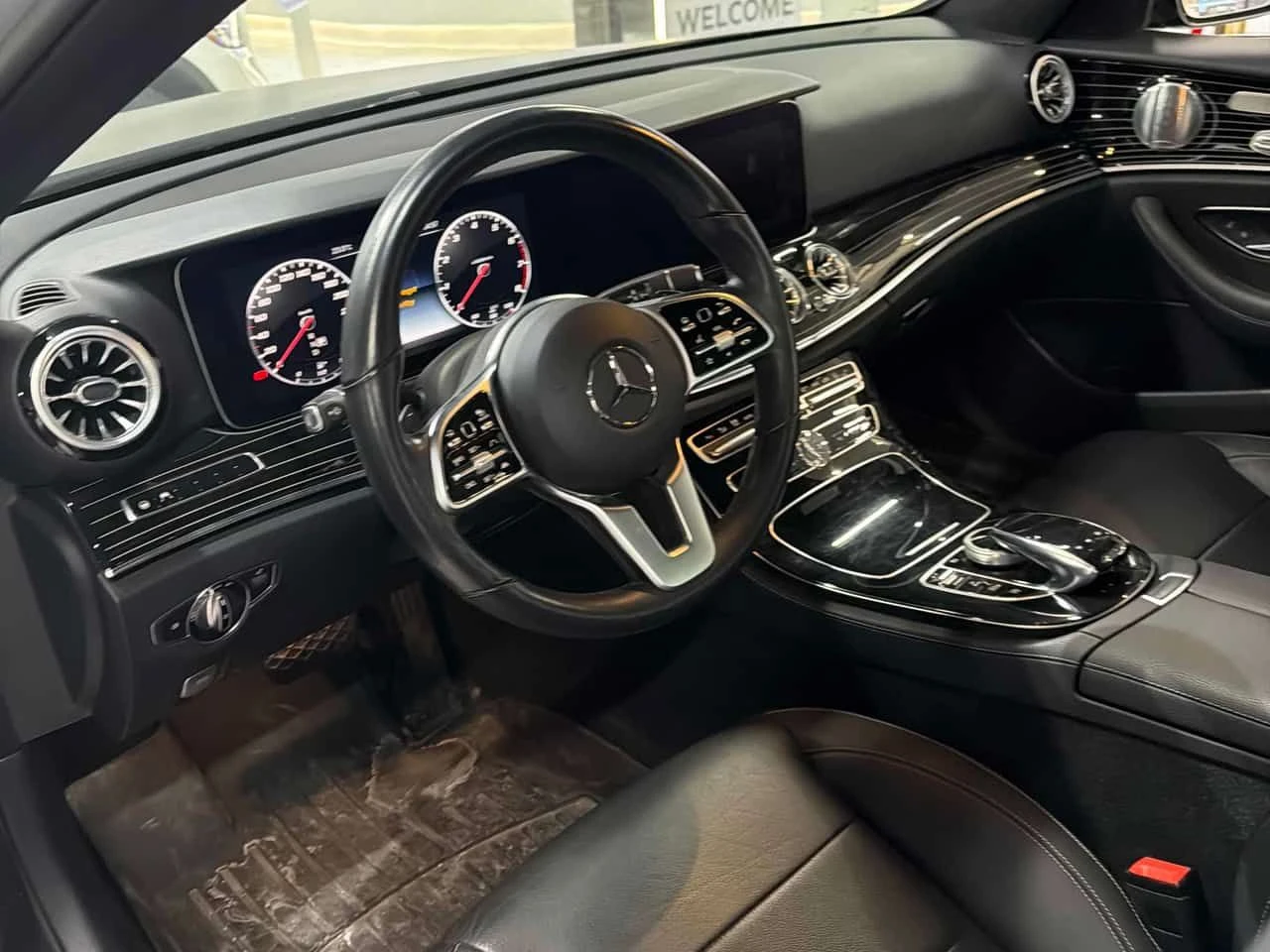 Mercedes-Benz E 450 | DISTRONIC | BURMESTER | ПАНОРАМА | CARFAX | , снимка 5 - Автомобили и джипове - 54794514