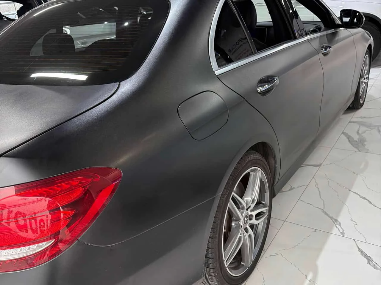 Mercedes-Benz E 450 | DISTRONIC | BURMESTER | ПАНОРАМА | CARFAX | , снимка 3 - Автомобили и джипове - 54794514