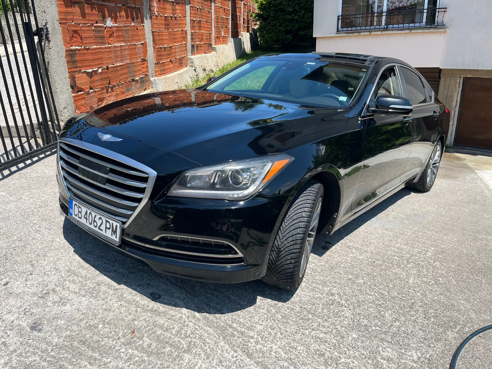 Hyundai Genesis, снимка 2 - Автомобили и джипове - 54808934