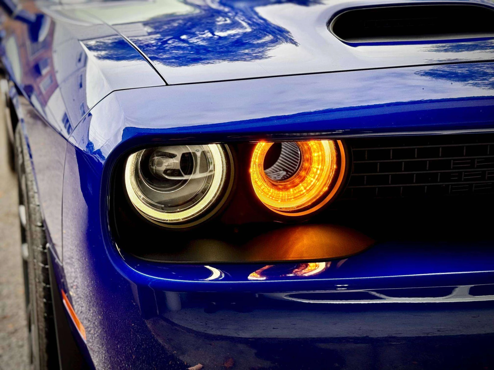 Dodge Challenger SRT HELLCAT / КАРФАКС / КОЖА / ЦЕНА ДО БГ, снимка 12 - Автомобили и джипове - 54897542