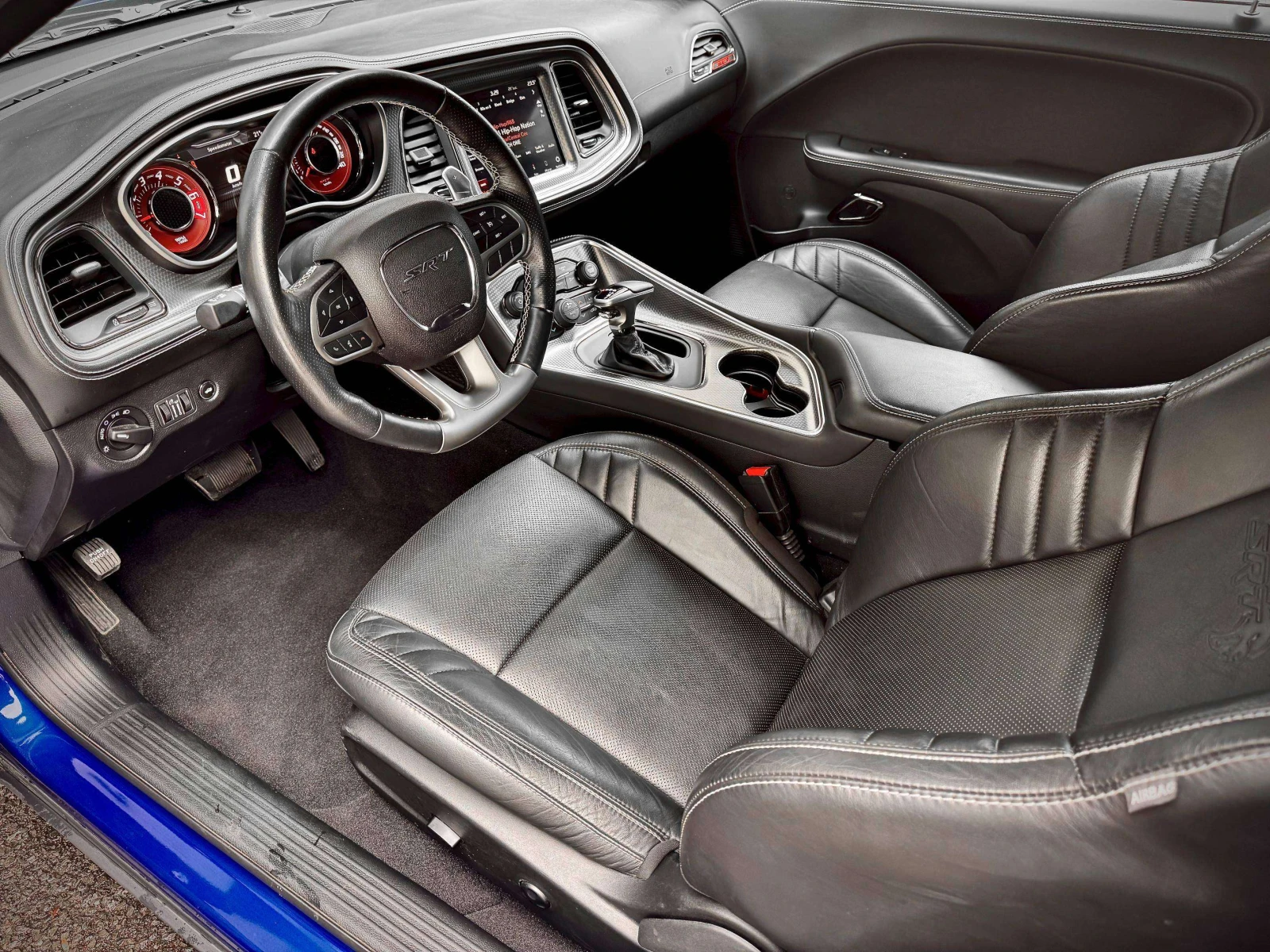 Dodge Challenger SRT HELLCAT / КАРФАКС / КОЖА / ЦЕНА ДО БГ, снимка 14 - Автомобили и джипове - 54897542