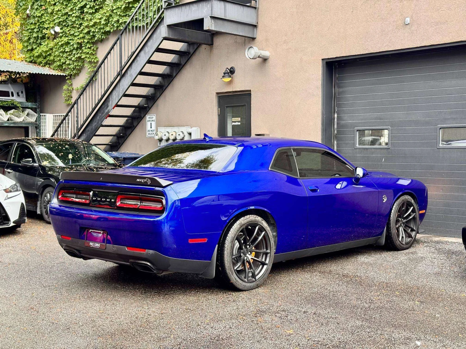 Dodge Challenger SRT HELLCAT / КАРФАКС / КОЖА / ЦЕНА ДО БГ, снимка 8 - Автомобили и джипове - 54897542