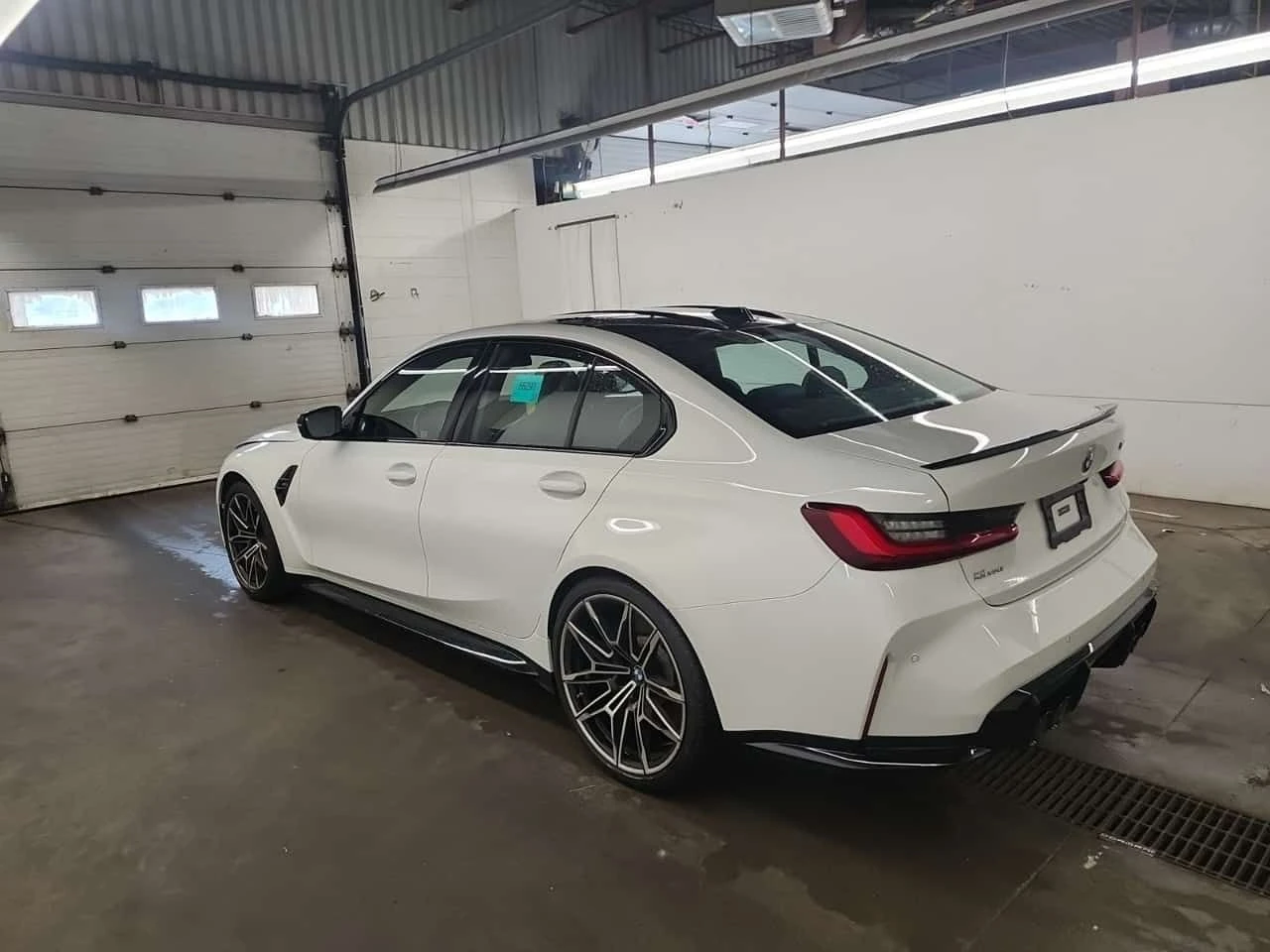BMW M3 * SEDAN * CARFAX * ОПЦИЯ ЗА ФИНАНСИРАНЕ, снимка 4 - Автомобили и джипове - 54919060