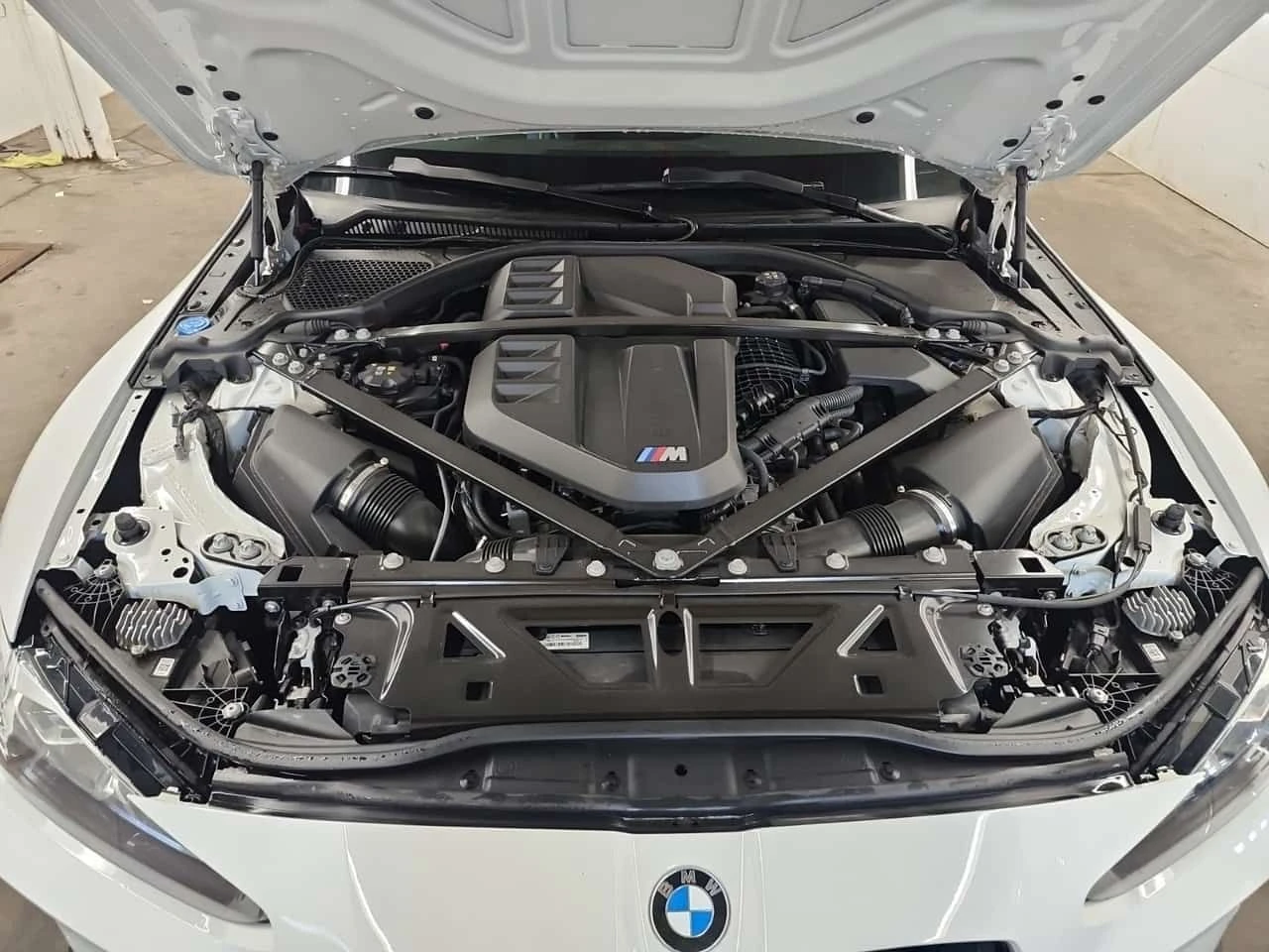 BMW M3 * SEDAN * CARFAX * ОПЦИЯ ЗА ФИНАНСИРАНЕ, снимка 16 - Автомобили и джипове - 54919060