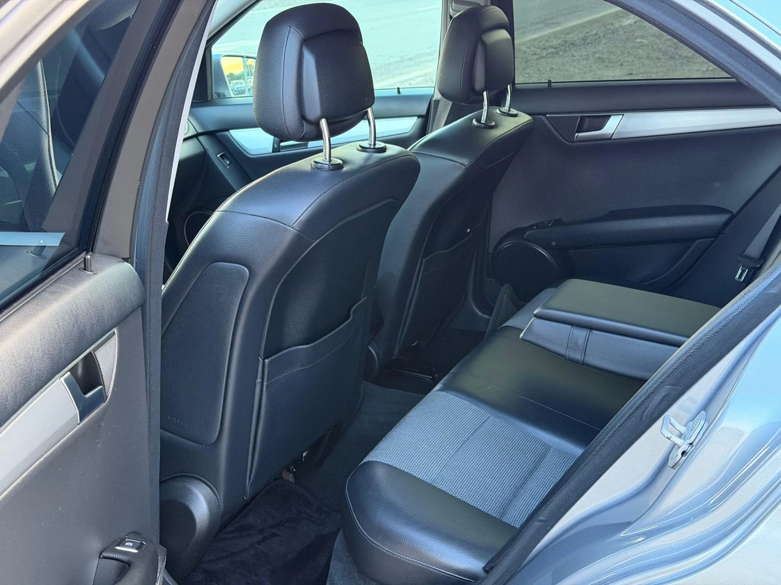 Mercedes-Benz C 250 2.2CDI 204K.S  4MATIK..������ | Mobile.bg � ����������� 10