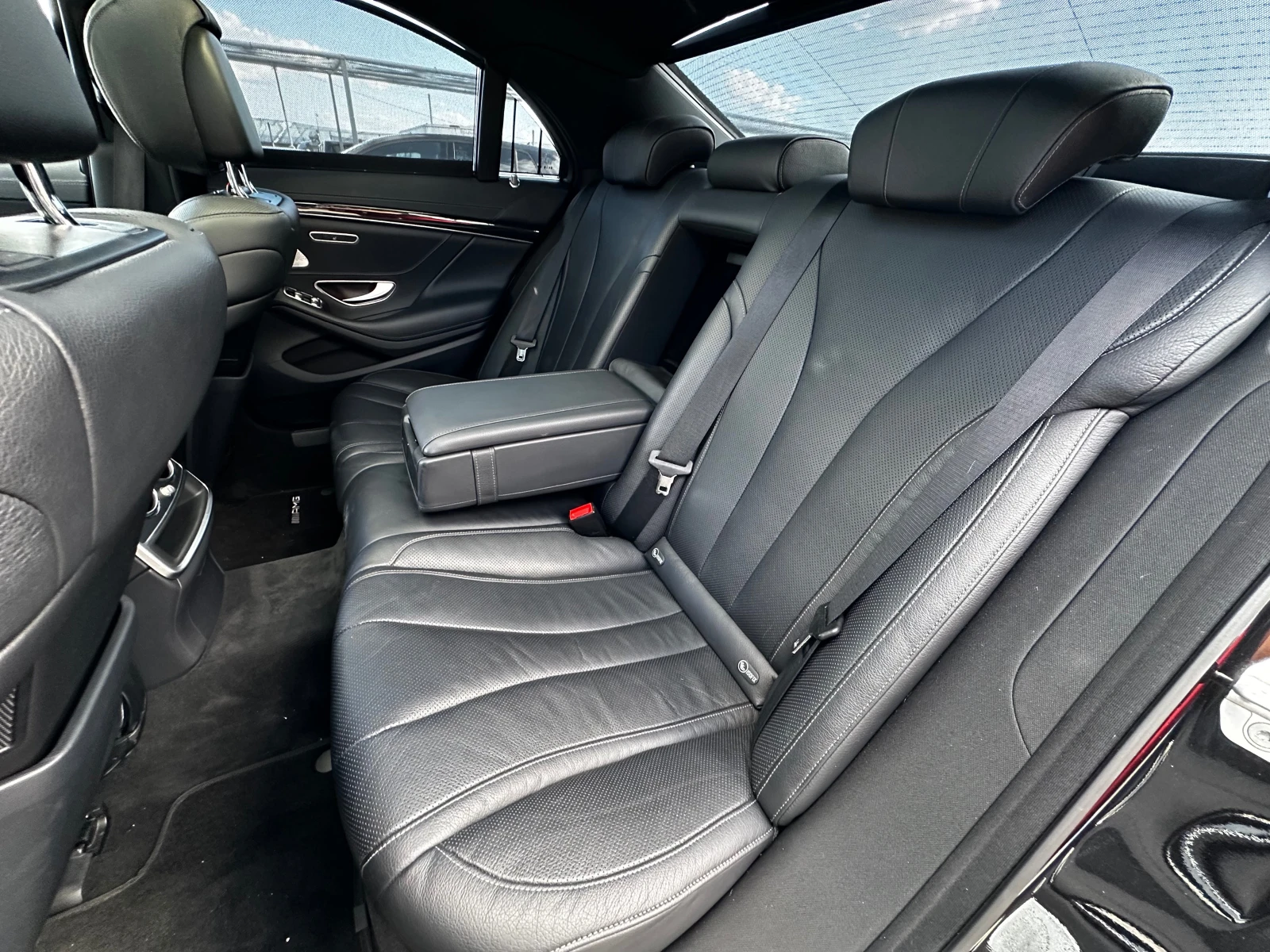 Mercedes-Benz S 350  258к.с 4matic * AMG-line, снимка 15 - Автомобили и джипове - 56120937