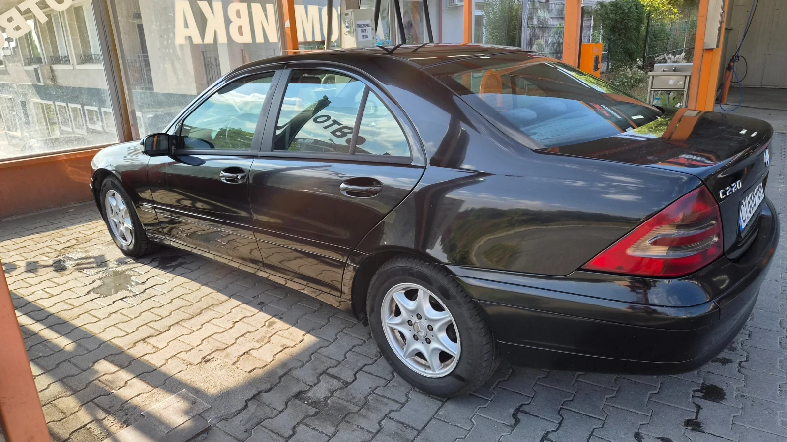 Mercedes-Benz C 220, снимка 5 - Автомобили и джипове - 56204494