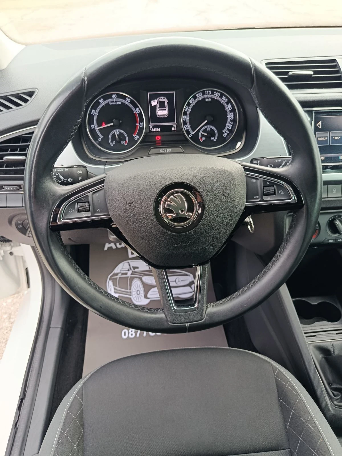 Skoda Fabia 1, 0 I , снимка 9 - Автомобили и джипове - 56626573