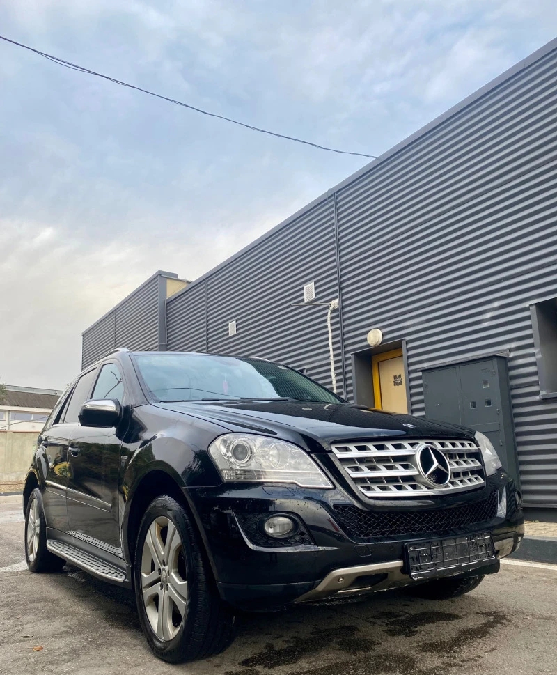 Mercedes-Benz ML 320 Sport Pack, снимка 1 - Автомобили и джипове - 47291749