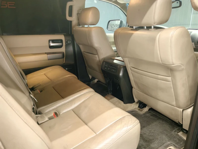 Toyota Sequoia 5.7* ГАЗ-БЕНЗИН* 6+ 1* LIMITED* 4x4* РЕГ* ПЕРФЕКТН, снимка 8 - Автомобили и джипове - 51206993