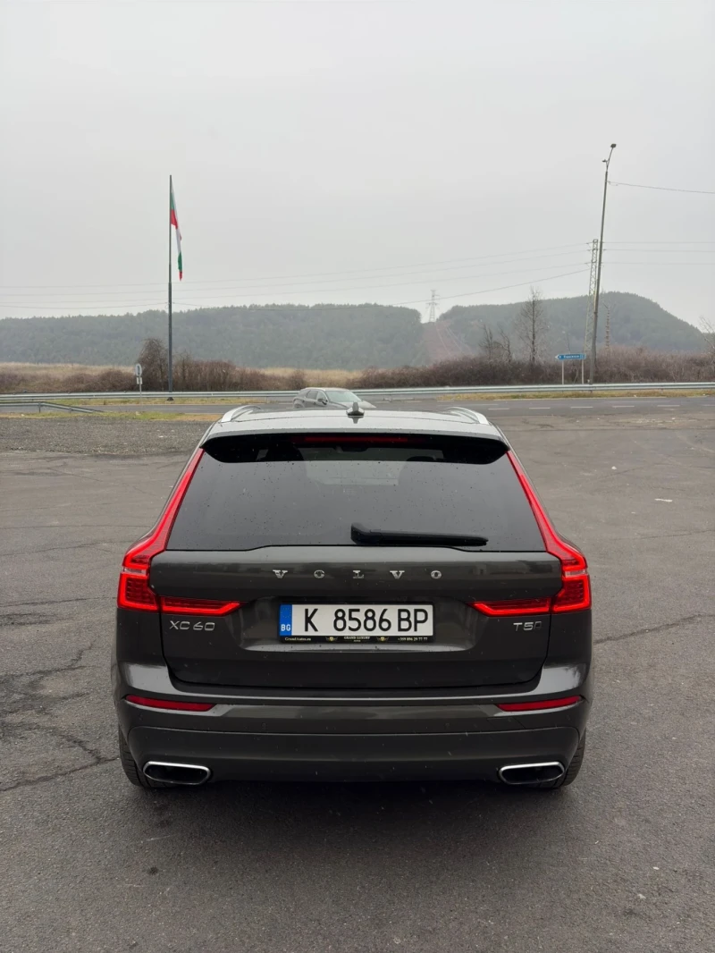 Volvo XC60 T5, снимка 4 - Автомобили и джипове - 53306591
