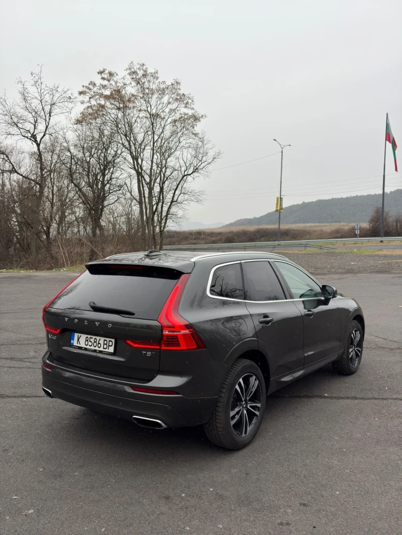 Volvo XC60 T5, снимка 3 - Автомобили и джипове - 53306591