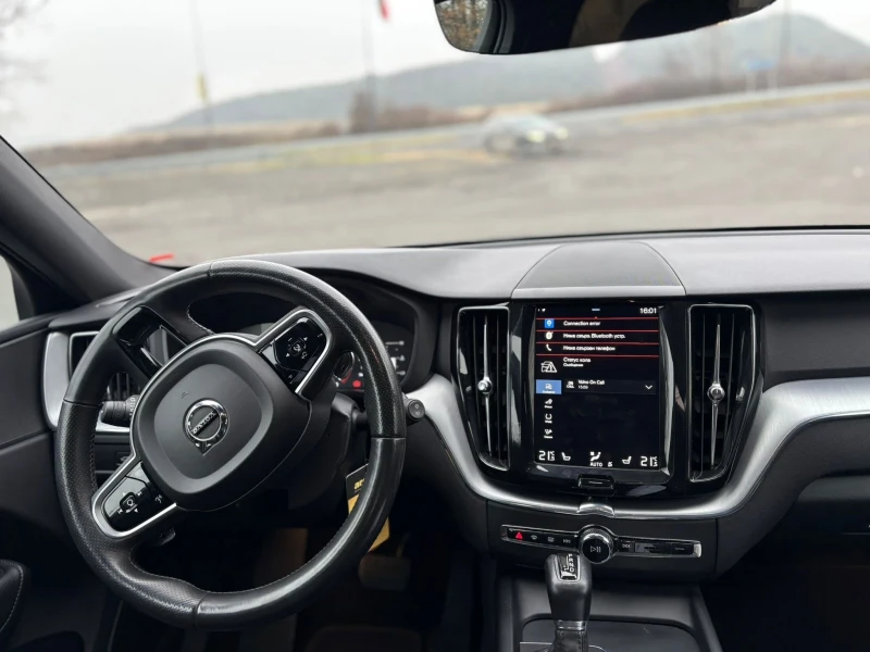 Volvo XC60 T5, снимка 7 - Автомобили и джипове - 53306591