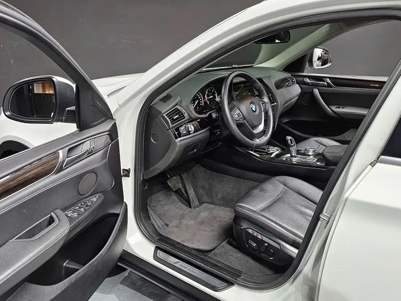 BMW X4 2.0d, снимка 11 - Автомобили и джипове - 54604897