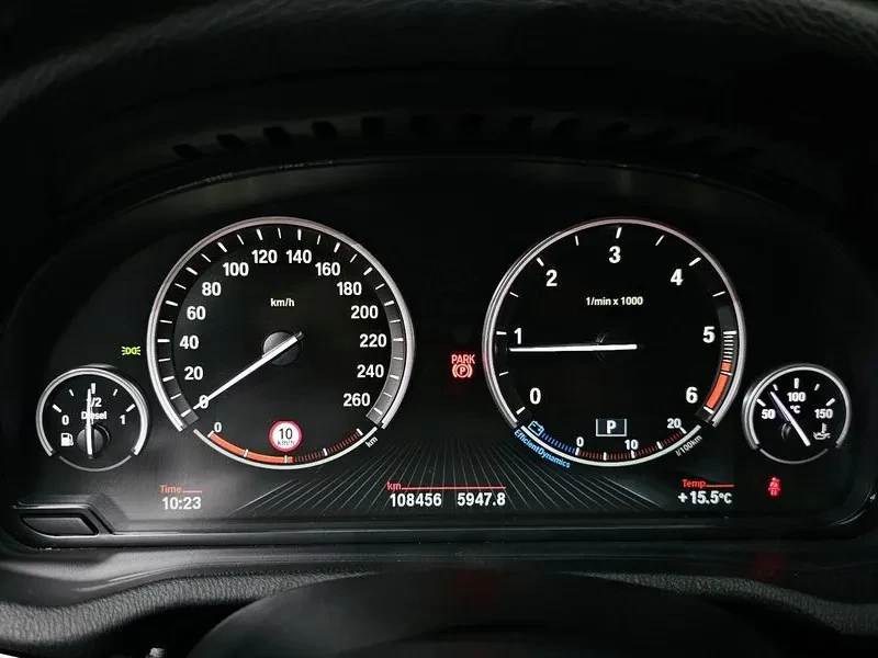 BMW X4 2.0d, снимка 8 - Автомобили и джипове - 54604897