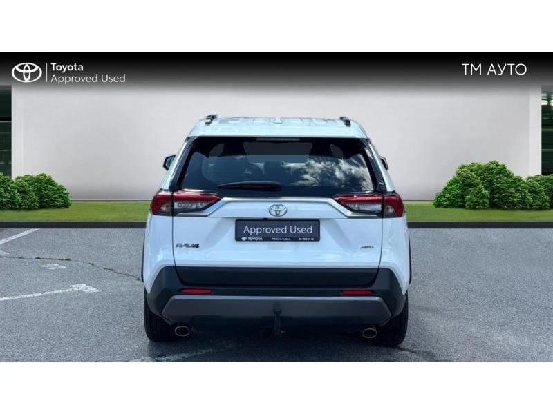 Toyota Rav4 2.0P EXECUTIVE AWD, снимка 4 - Автомобили и джипове - 54786932