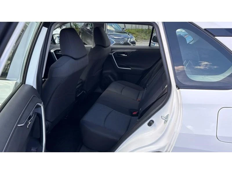 Toyota Rav4 2.0P EXECUTIVE AWD, снимка 11 - Автомобили и джипове - 54786932