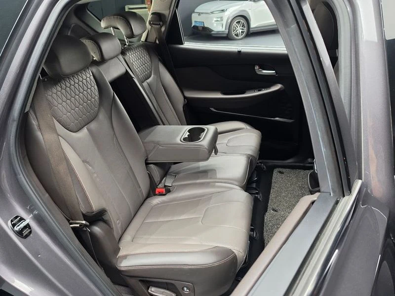Hyundai Santa fe Gasoline 2.0T 4WD| 235�.�. | Mobile.bg � ����������� 11