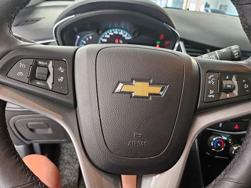 Chevrolet Trax 1.4 Premier, снимка 13 - Автомобили и джипове - 56576041