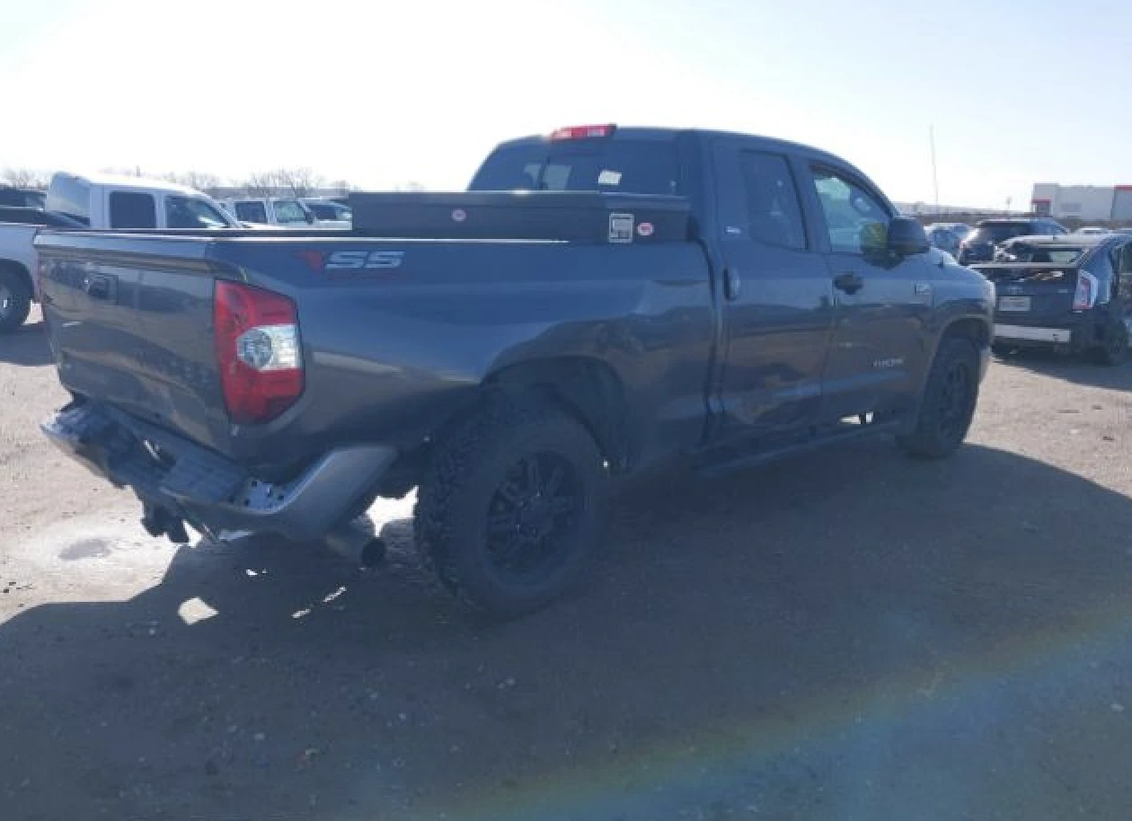 Toyota Tundra SR5 Кожа* Подгрев* Шибидах*  - изображение 6