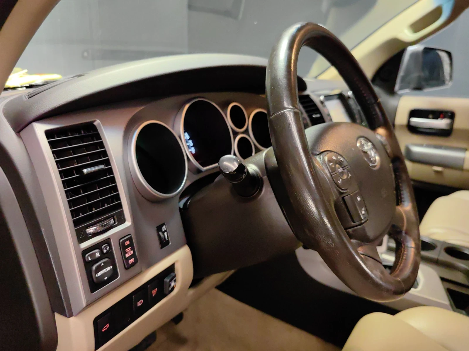 Toyota Sequoia 5.7* -* 6+ 1* LIMITED* 4x4* *  | Mobile.bg   14