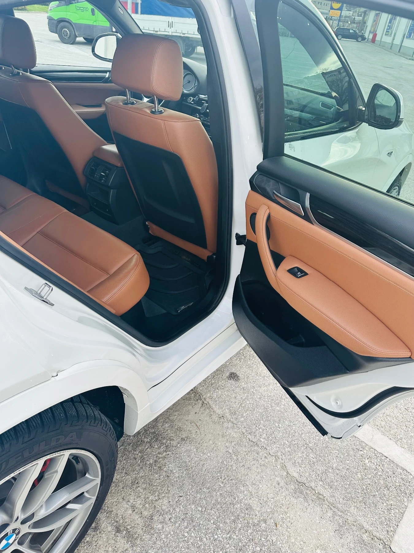 BMW X4  Full M-Packet, CarPlay  | Mobile.bg   12