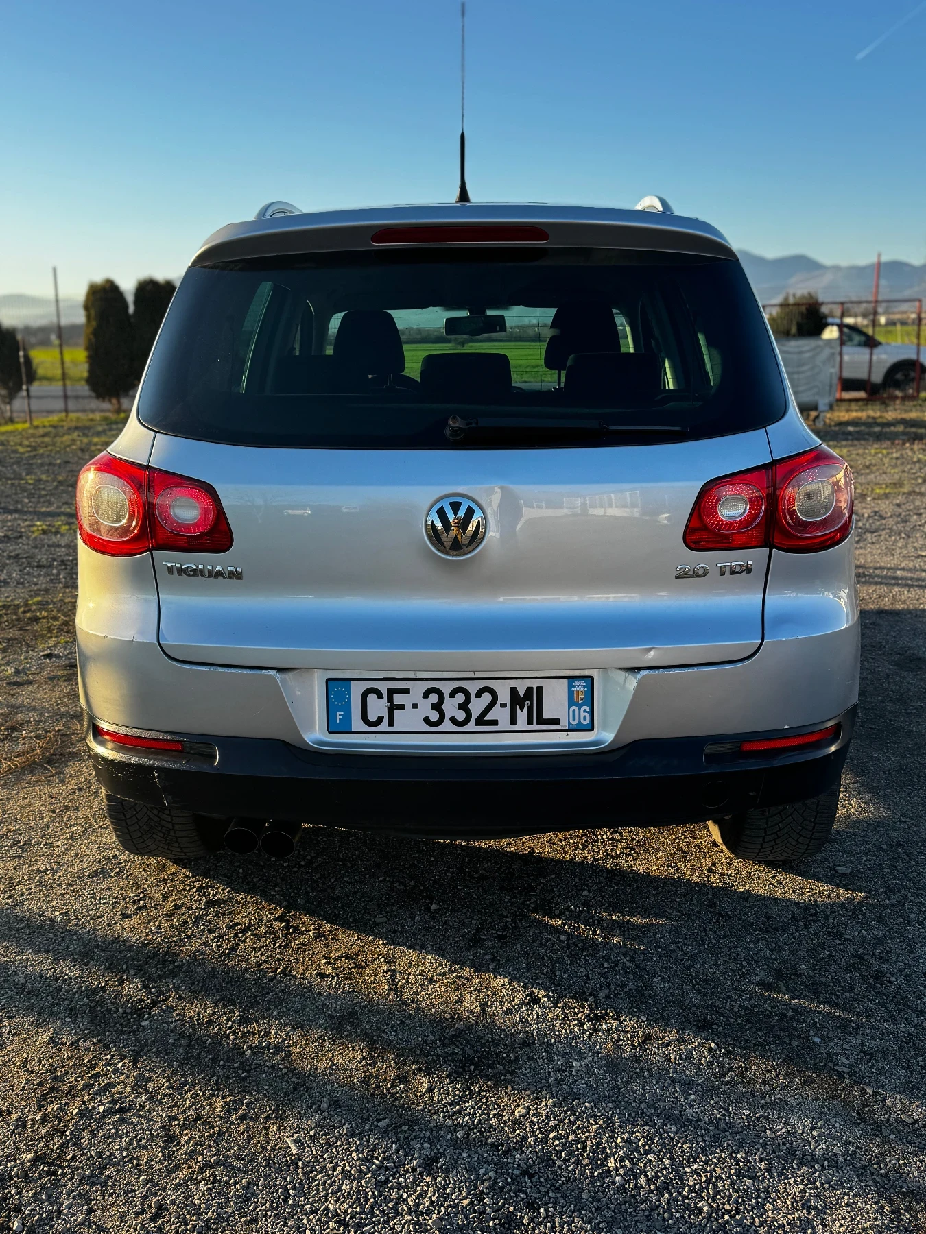 VW Tiguan 2.0 tdi 4x4 Нави - изображение 5