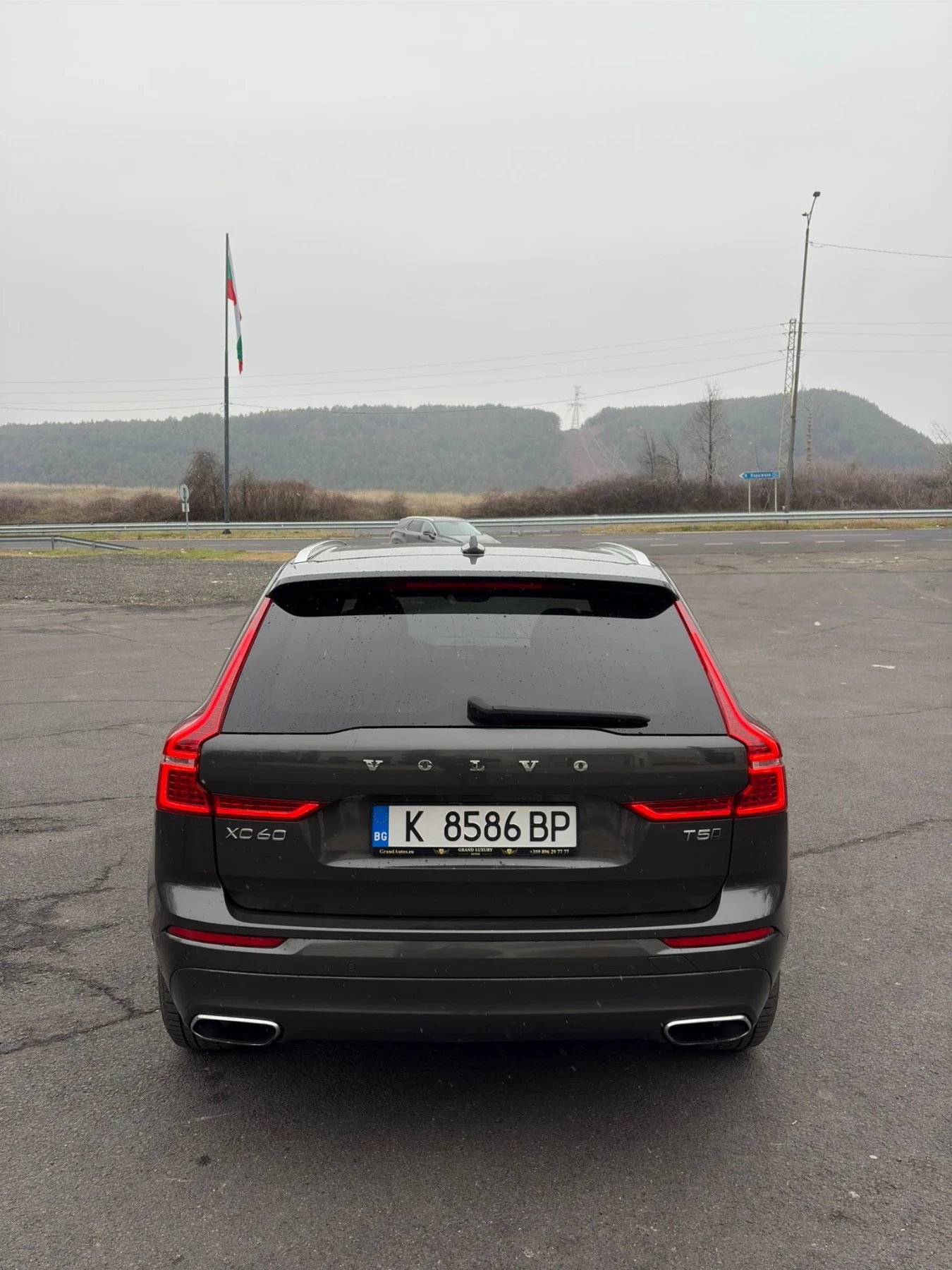 Volvo XC60 T5 - изображение 4