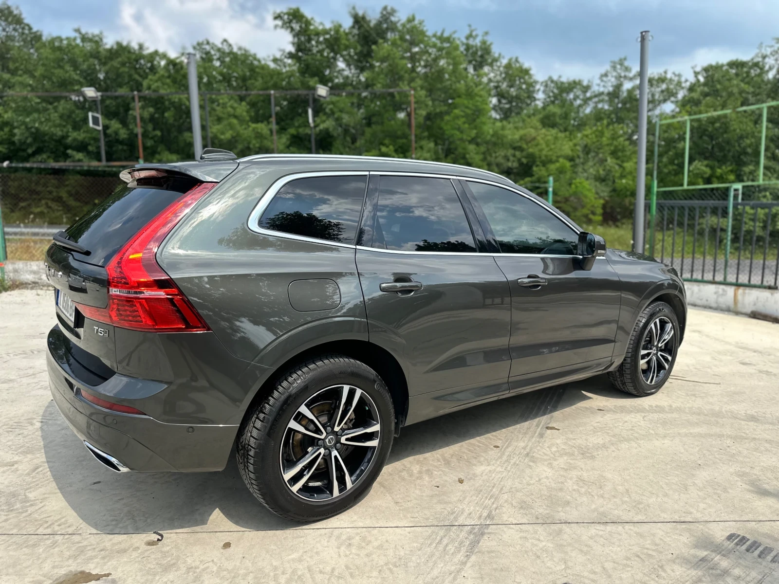 Volvo XC60 T5, снимка 2 - Автомобили и джипове - 53306591