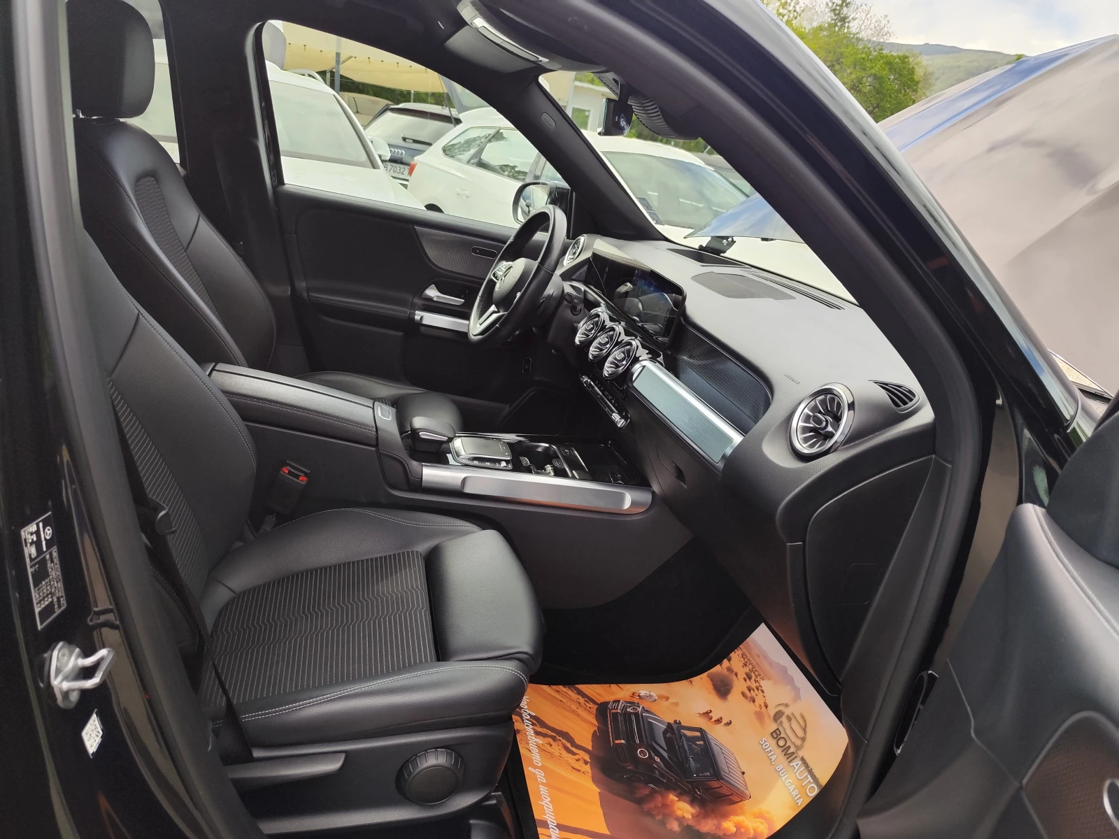 Mercedes-Benz GLB 220 D* LED* NAVI* VIRTUAL COCKPIT* HEAD UP* ПОДГРЕВ, снимка 13 - Автомобили и джипове - 54515638