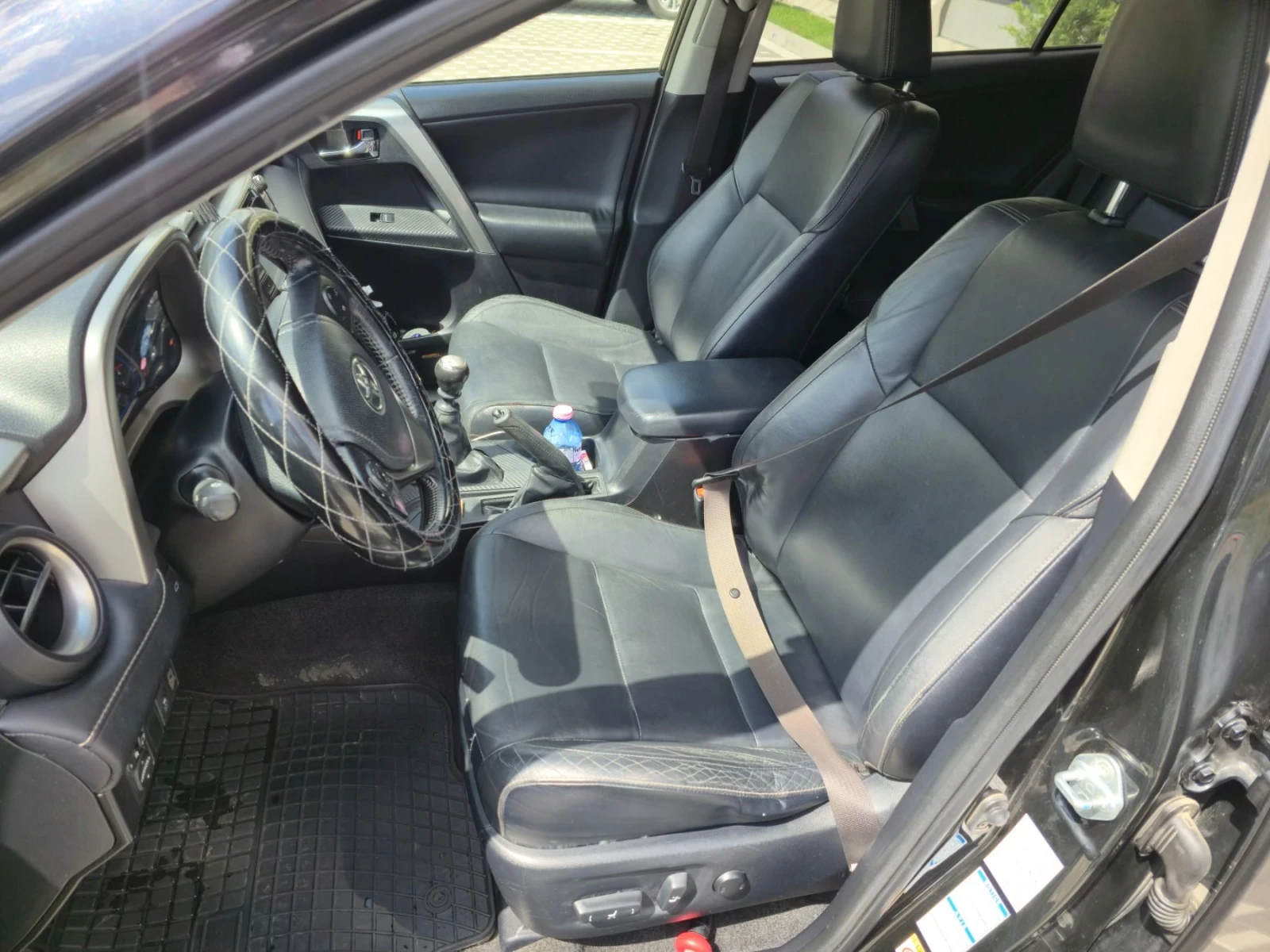 Toyota Rav4 2.2 D4D 4x4 6ск , снимка 14 - Автомобили и джипове - 54743692