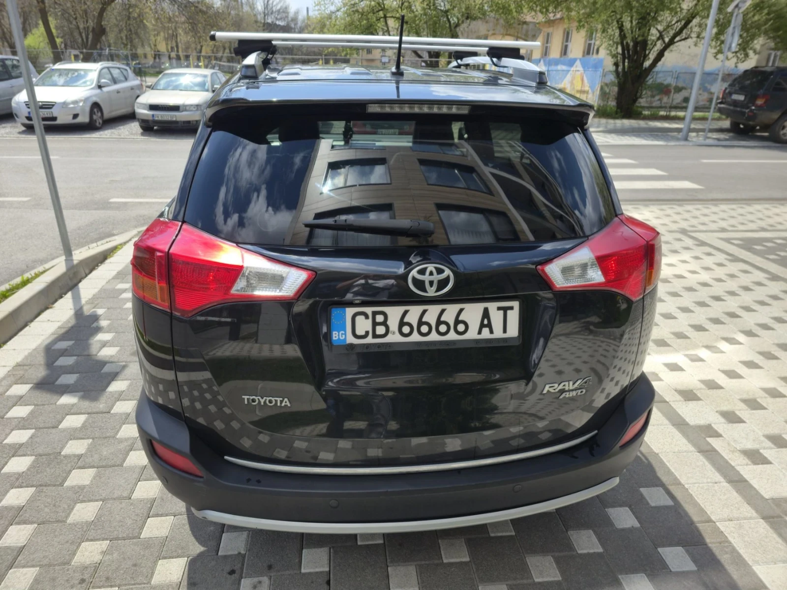 Toyota Rav4 2.2 D4D 4x4 6ск , снимка 5 - Автомобили и джипове - 54743692