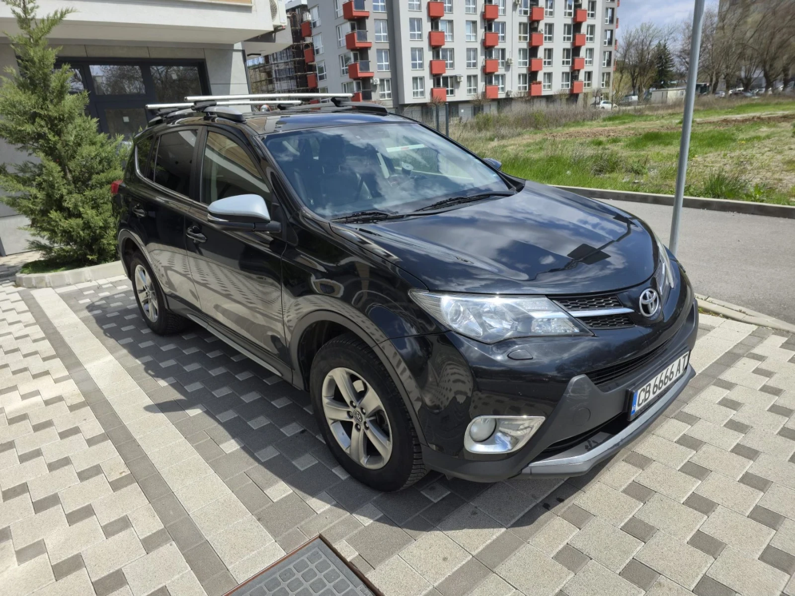 Toyota Rav4 2.2 D4D 4x4 6ск , снимка 2 - Автомобили и джипове - 54743692