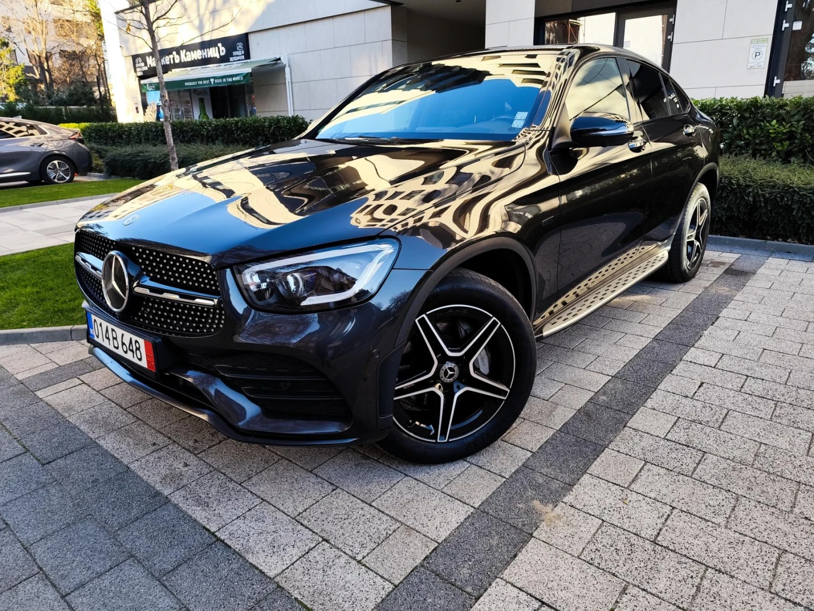 Mercedes-Benz GLC 300 Plug in hibrid COUPE AMG 