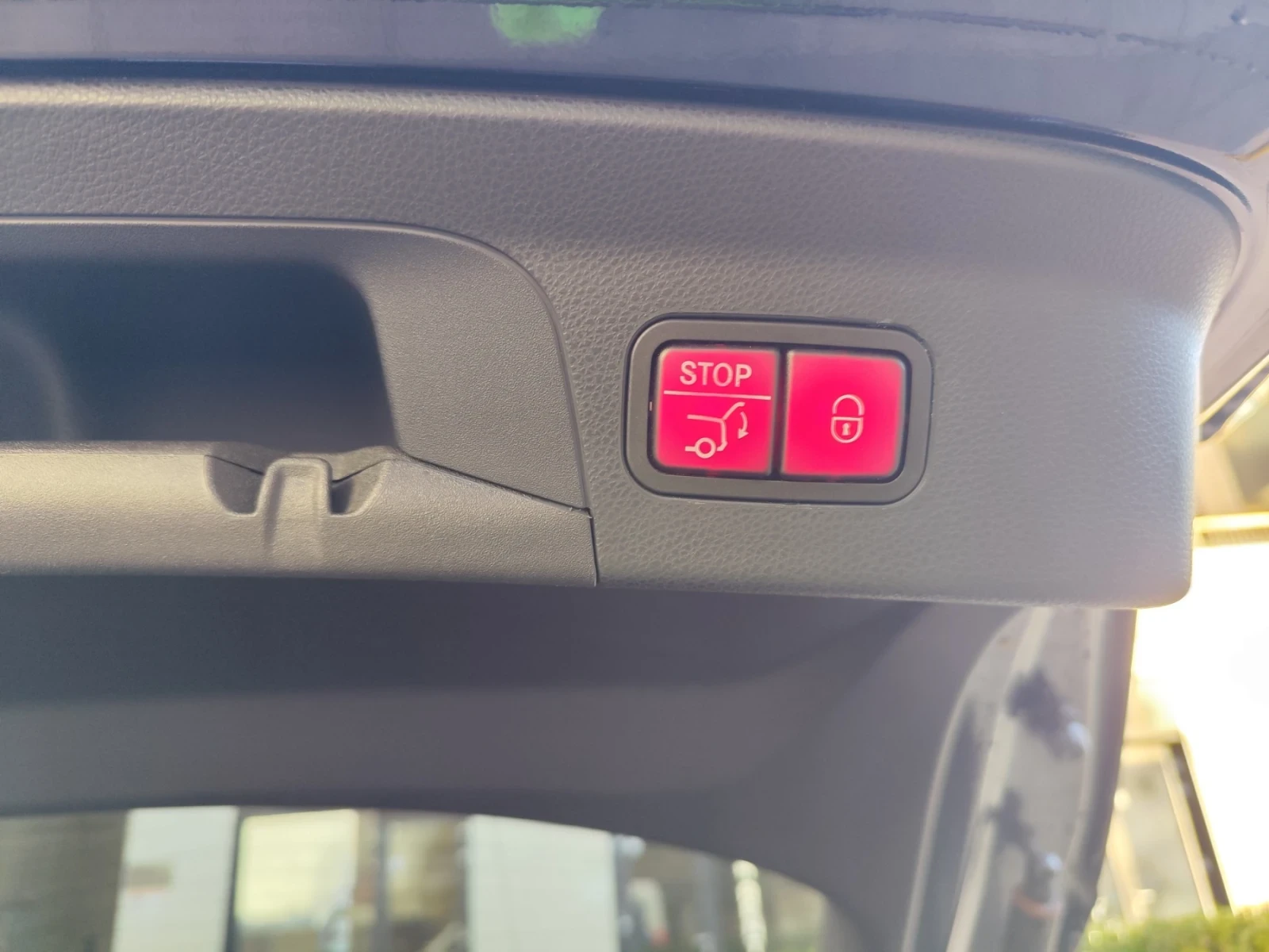 Mercedes-Benz GLC 300 Plug in hibrid COUPE AMG , снимка 12 - Автомобили и джипове - 55103906