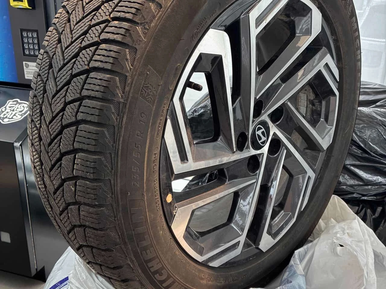 Hyundai Tucson Ultimate | CARFAX | АВТОКРЕДИТ БЕЗ ПЪРВОНАЧАЛНА , снимка 14 - Автомобили и джипове - 55344474
