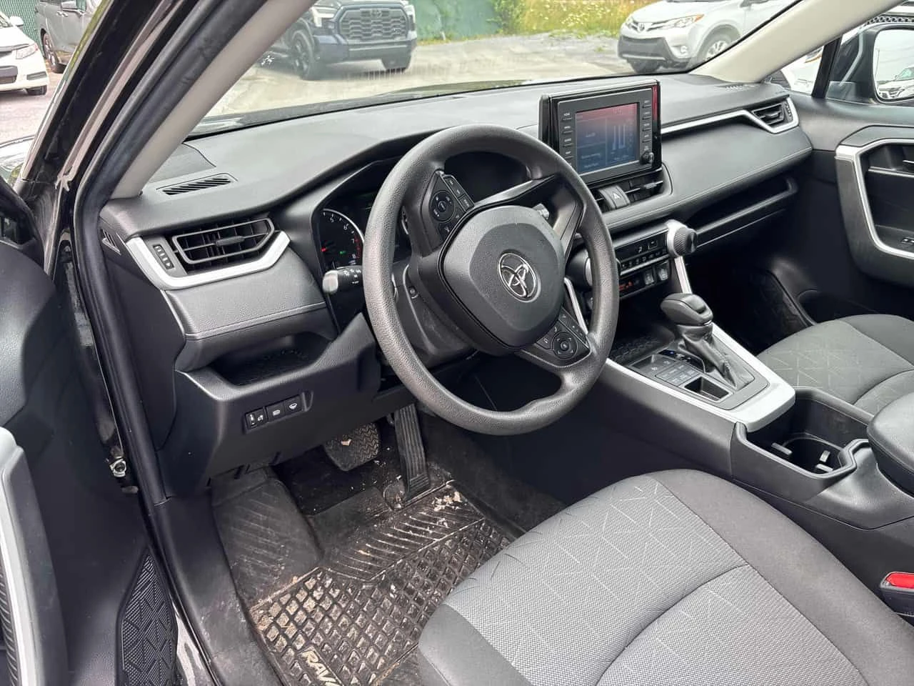 Toyota Rav4 * LE * CARFAX * АВТОКРЕДИТ* , снимка 5 - Автомобили и джипове - 55694911