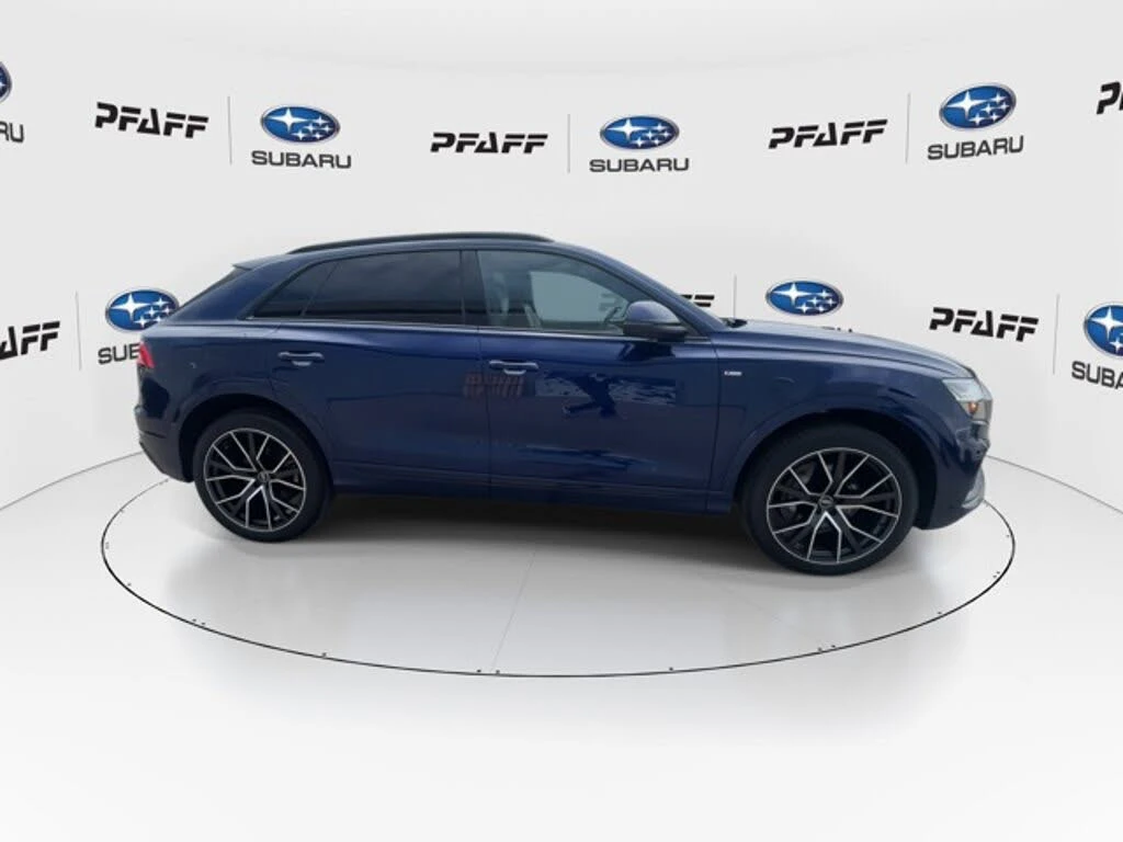 Audi Q8 3.0 55TFSI Quattro , снимка 9 - Автомобили и джипове - 56074435