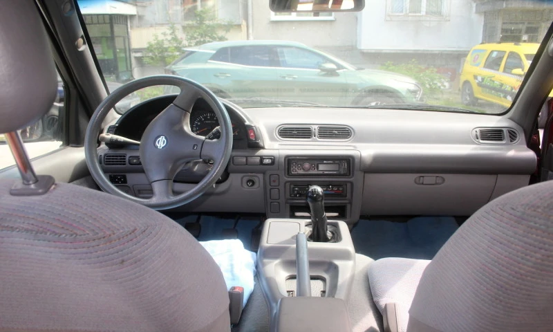 Nissan Serena, снимка 13 - Бусове и автобуси - 47084095