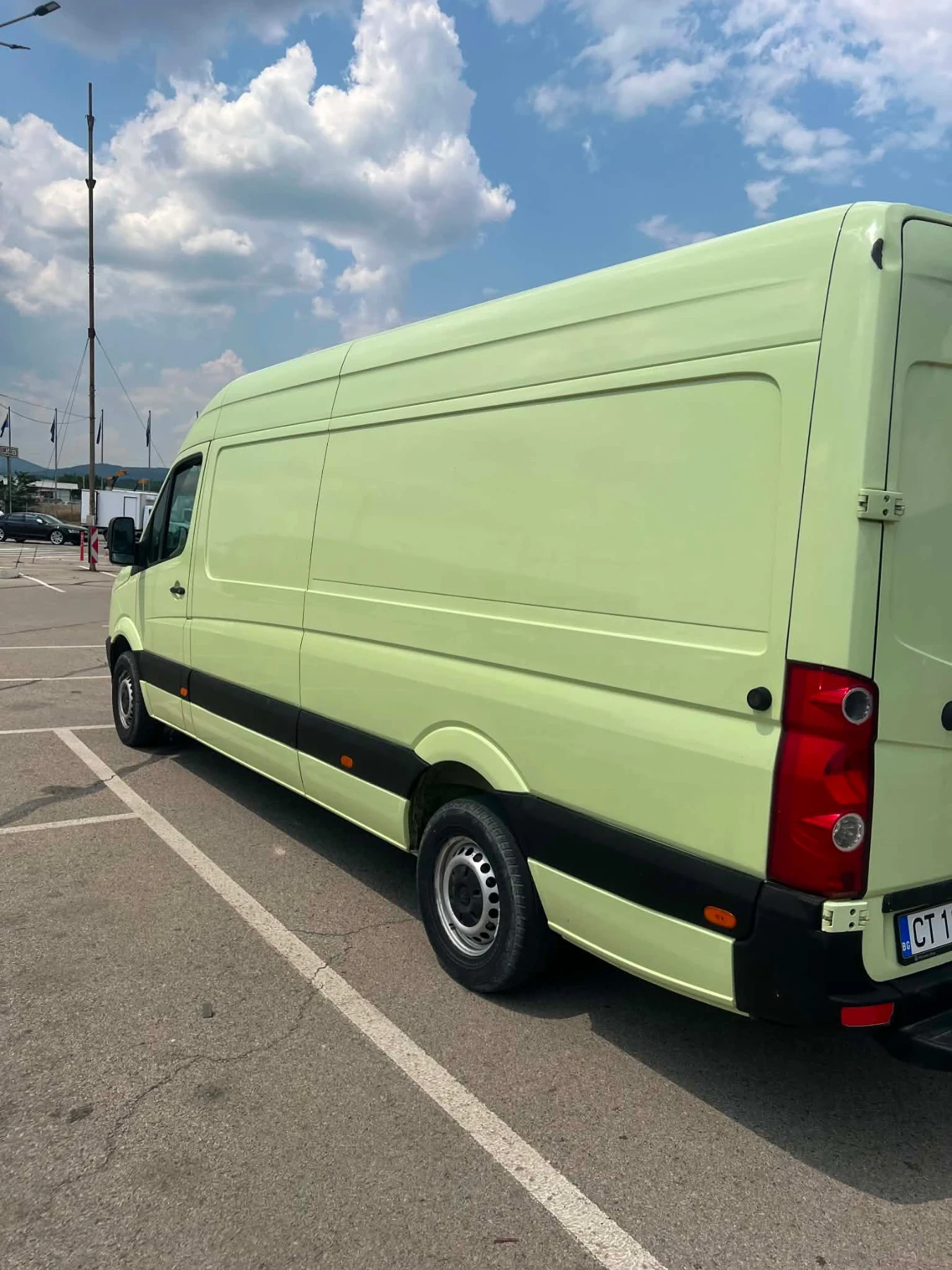 VW Crafter 2.5 TDI LWB, снимка 8 - Бусове и автобуси - 55668136