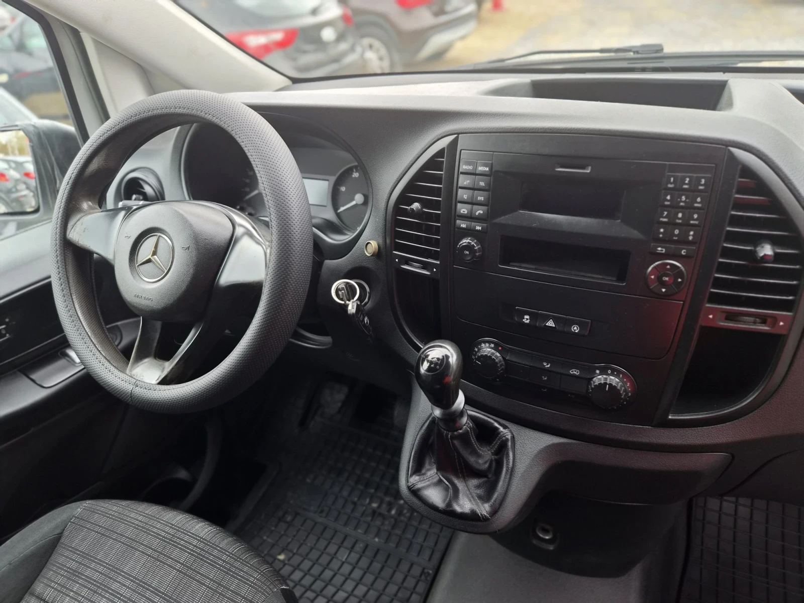 Mercedes-Benz Vito 114CDI , снимка 11 - Бусове и автобуси - 56751080