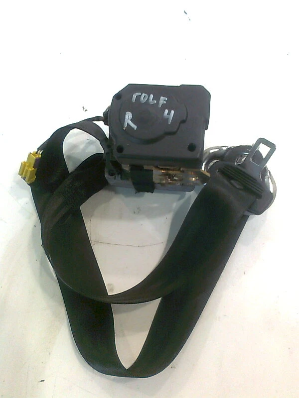 колан предпазен преден десен за Фолксваген Голф mk4 1.9pd 