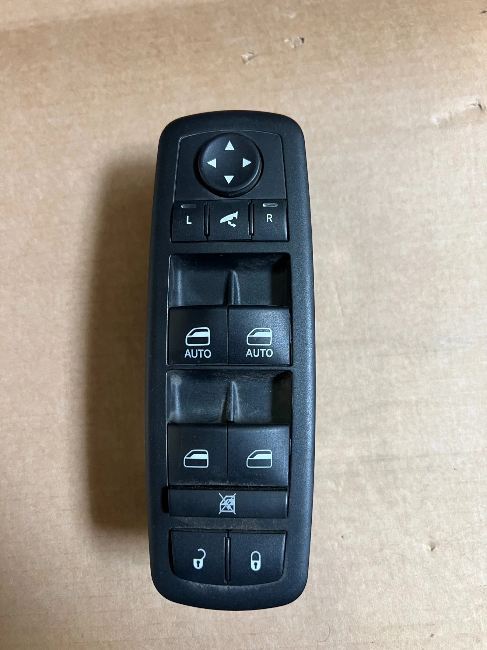 68141890AA ���������� ��. ������ � �������� JEEP CHEROKEE KL 68141890AA | Mobile.bg � ����������� 1